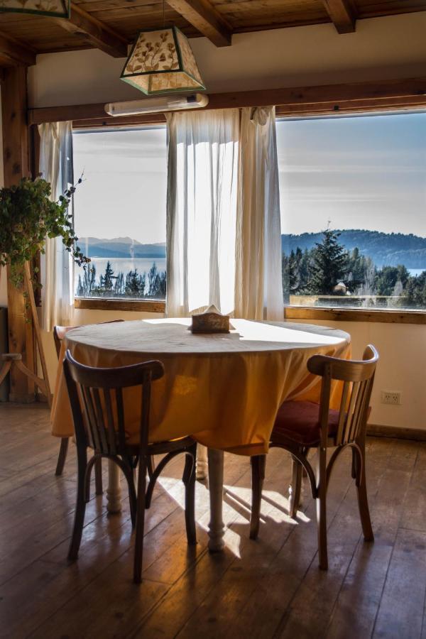 Pajaro Azul Bed & Breakfast San Carlos de Bariloche Exterior photo